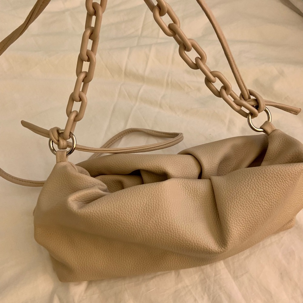 Beige boutique handbag